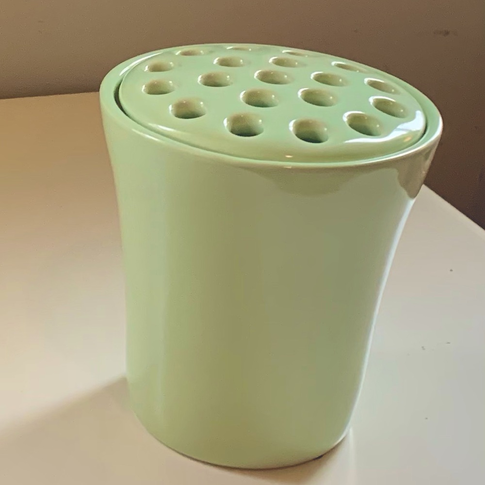 Mint Green Ceramic Flower Pot w/ Flower Frog Lid